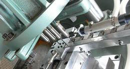 電動(dòng)攻牙機(jī)、氣動(dòng)攻牙機(jī)對(duì)難切削材料的攻牙的特點(diǎn)