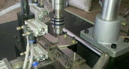 模內(nèi)攻牙機有哪些優(yōu)點？